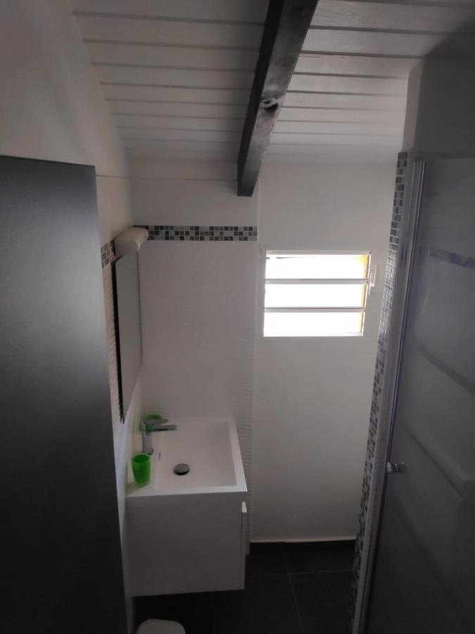 Les Galets Apartment Deshaies Luaran gambar